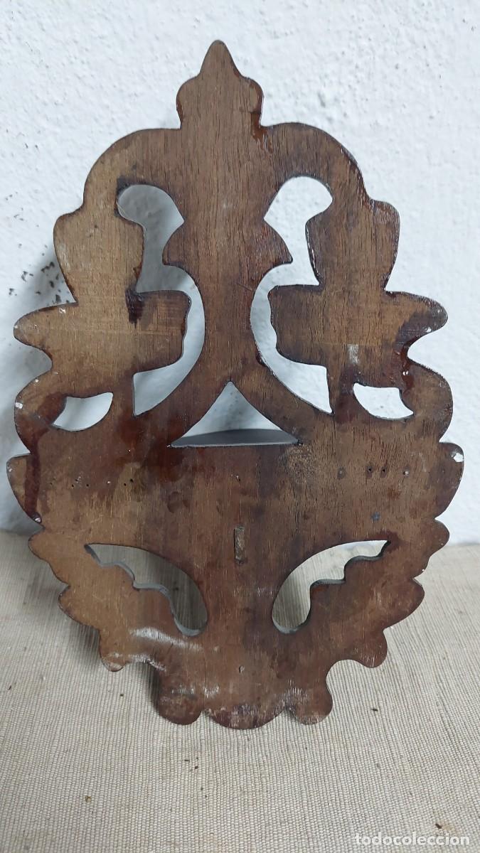 Antig&uuml;edades: Antiguo repisa tallada a mano en madera - Foto 3