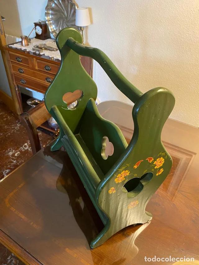Antig&uuml;edades: vendo revistero verde. - Foto 3