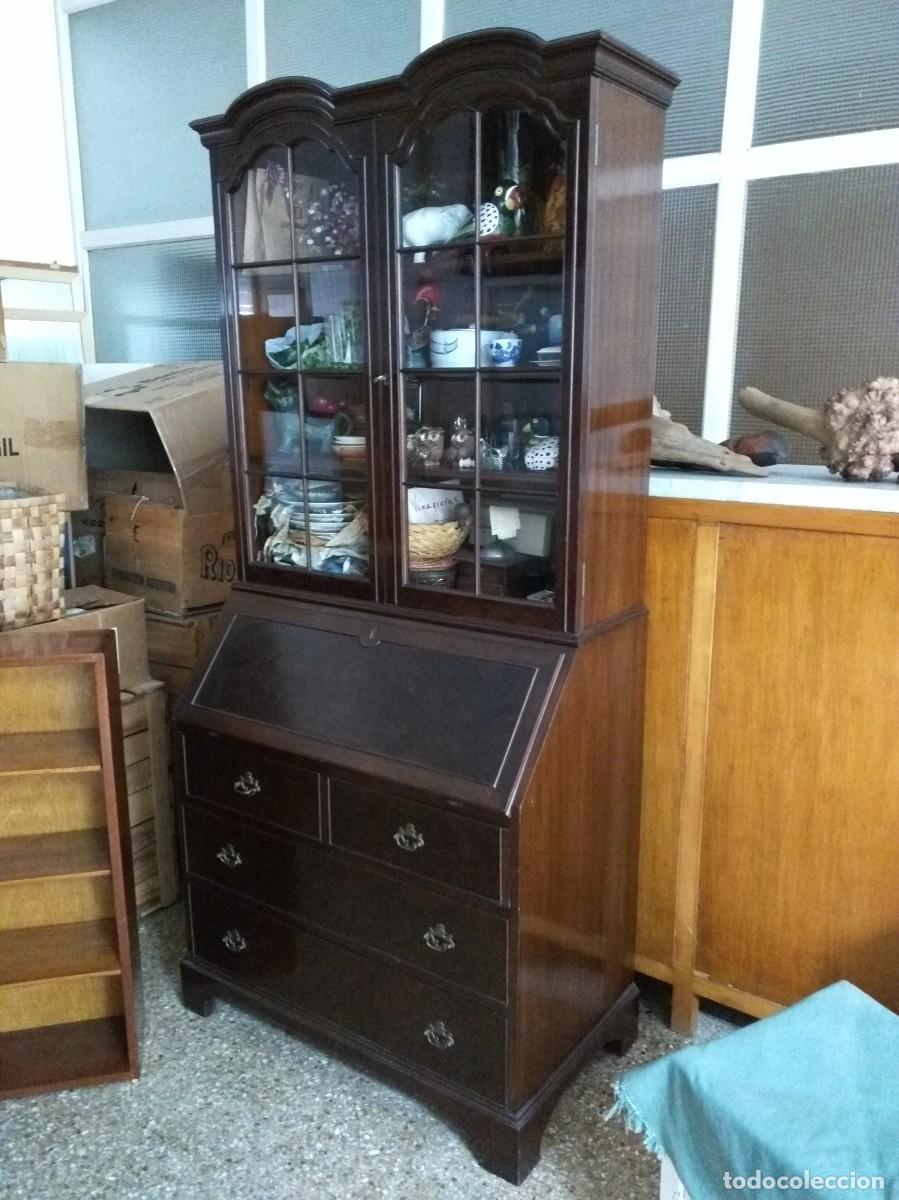 Antig&uuml;edades: ESCRITORIO BUREAU VINTAGE CON CRISTALERA MADERA