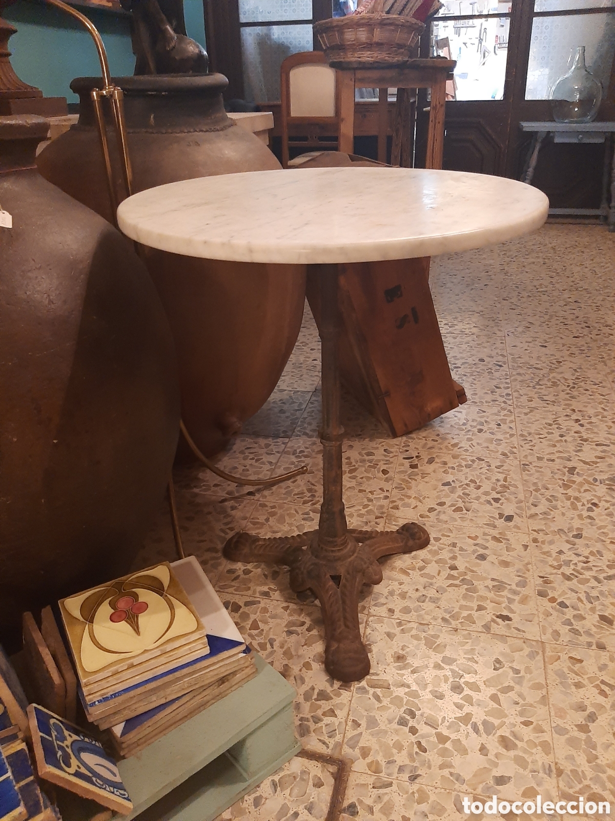 Antig&uuml;edades: Mesa bar antigua de m&aacute;rmol - Foto 3
