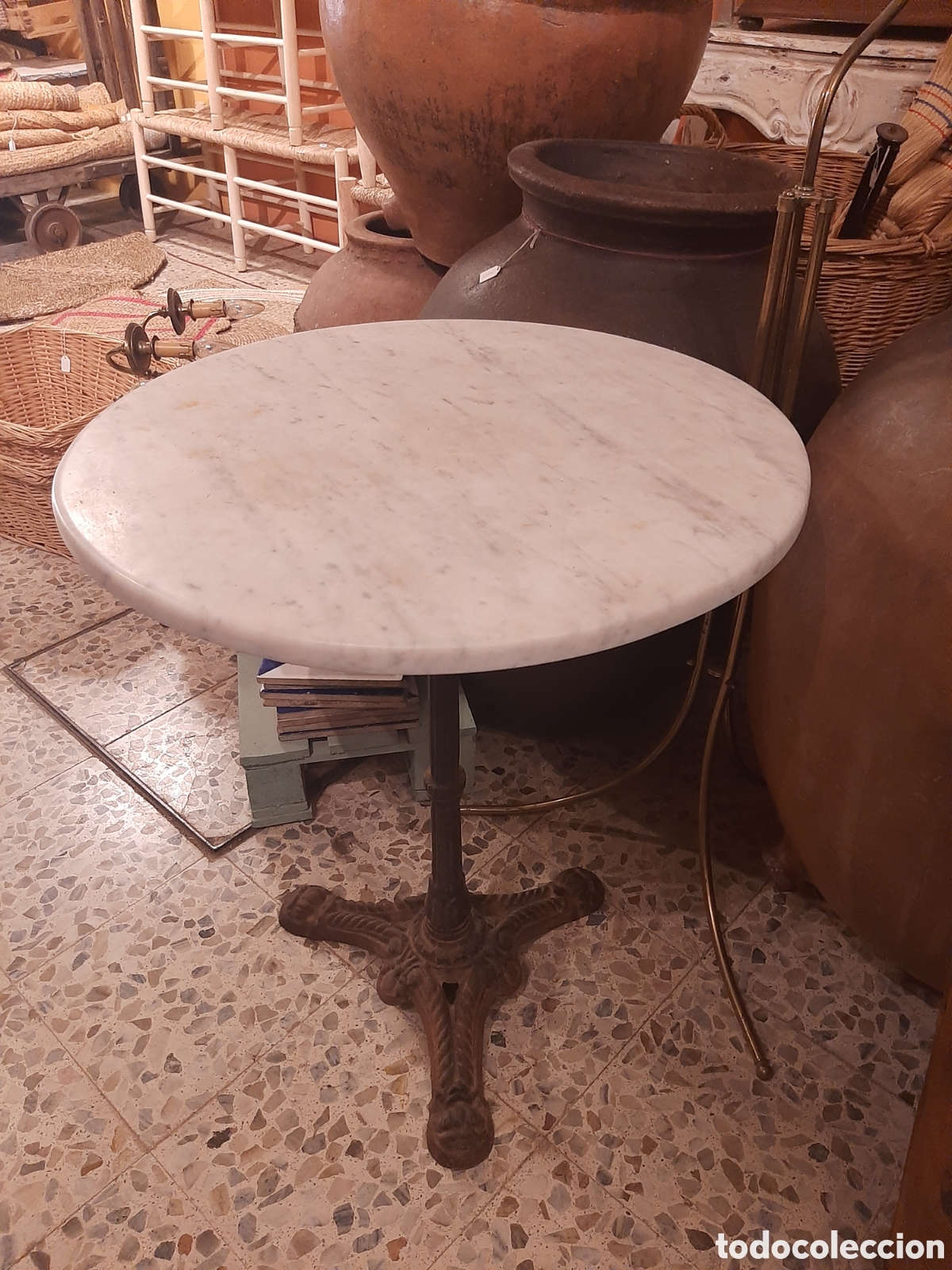 Antiguidades: Mesa bar antigua de m&aacute;rmol