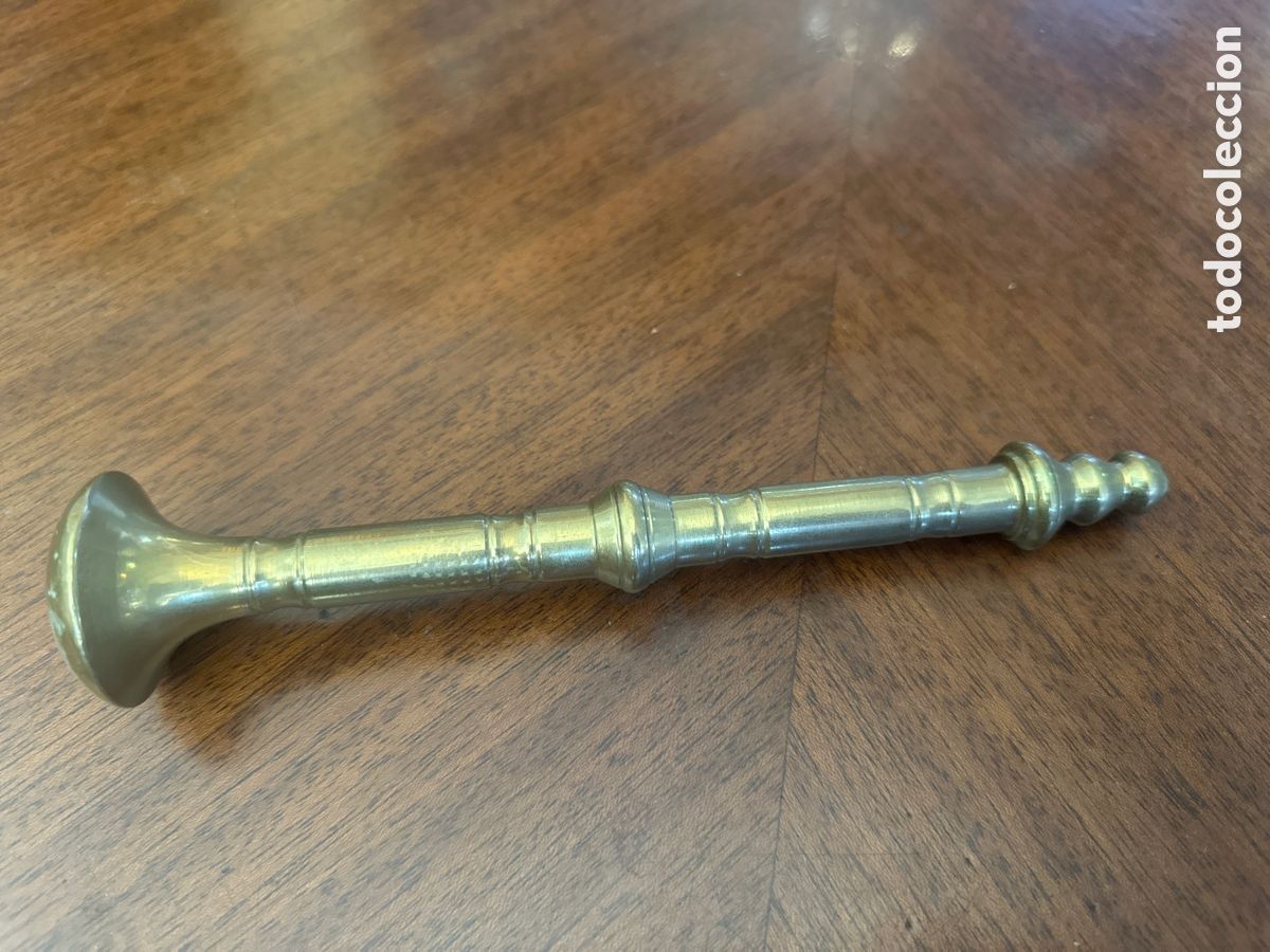 Antig&uuml;edades: ANTIGUA MAZA DE BRONCE O MANO DE ALMIREZ MORTERO 20 CM,