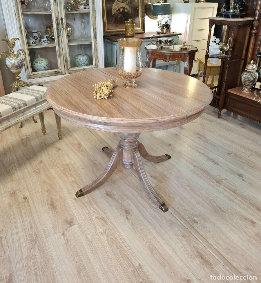 Antig&uuml;edades: Mesa de comedor circular extensible 110 cm