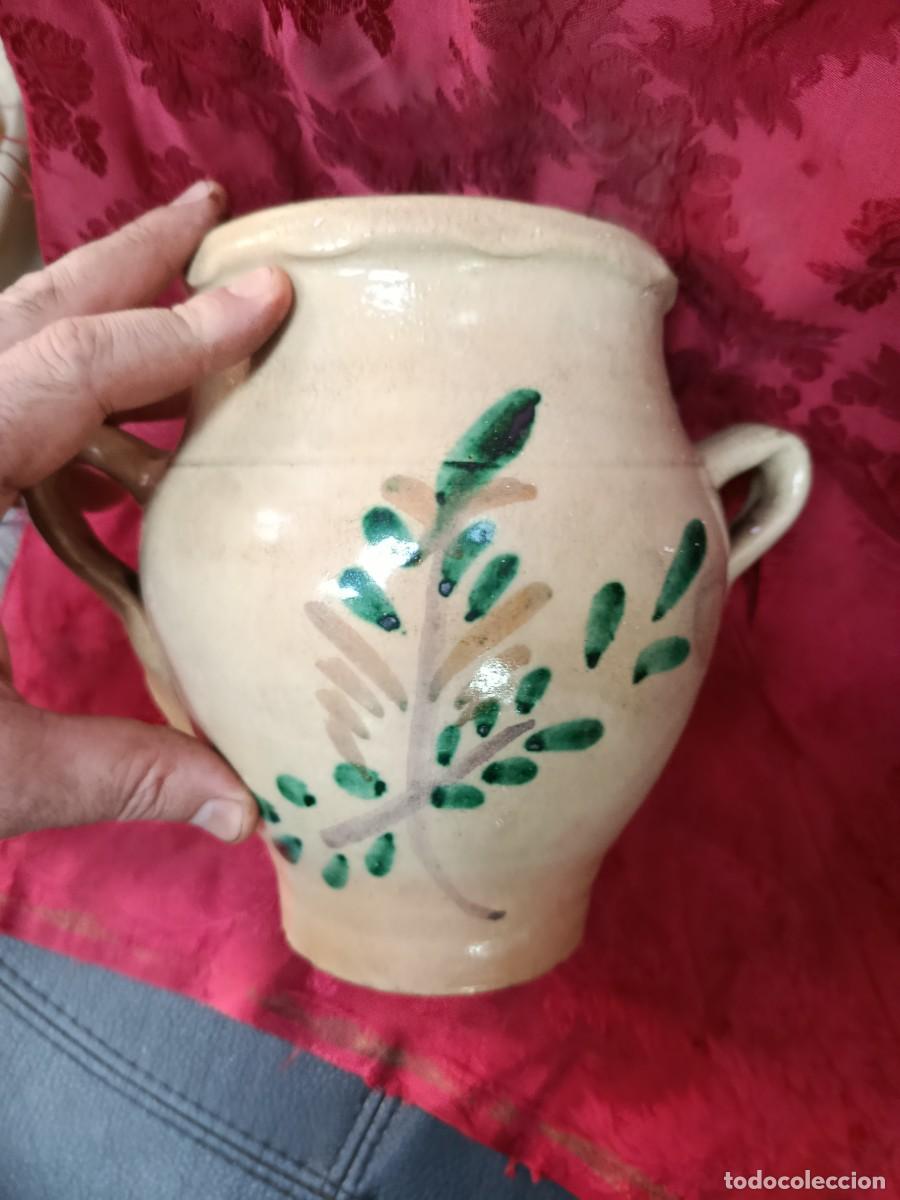 Antig&uuml;edades: Peque&ntilde;a orza antigua de cer&aacute;mica de Lucena. 20 cm.