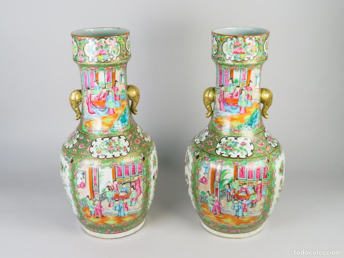 Antig&uuml;edades: Pareja jarrones porcelana cant&oacute;n familia rosa siglo XIX