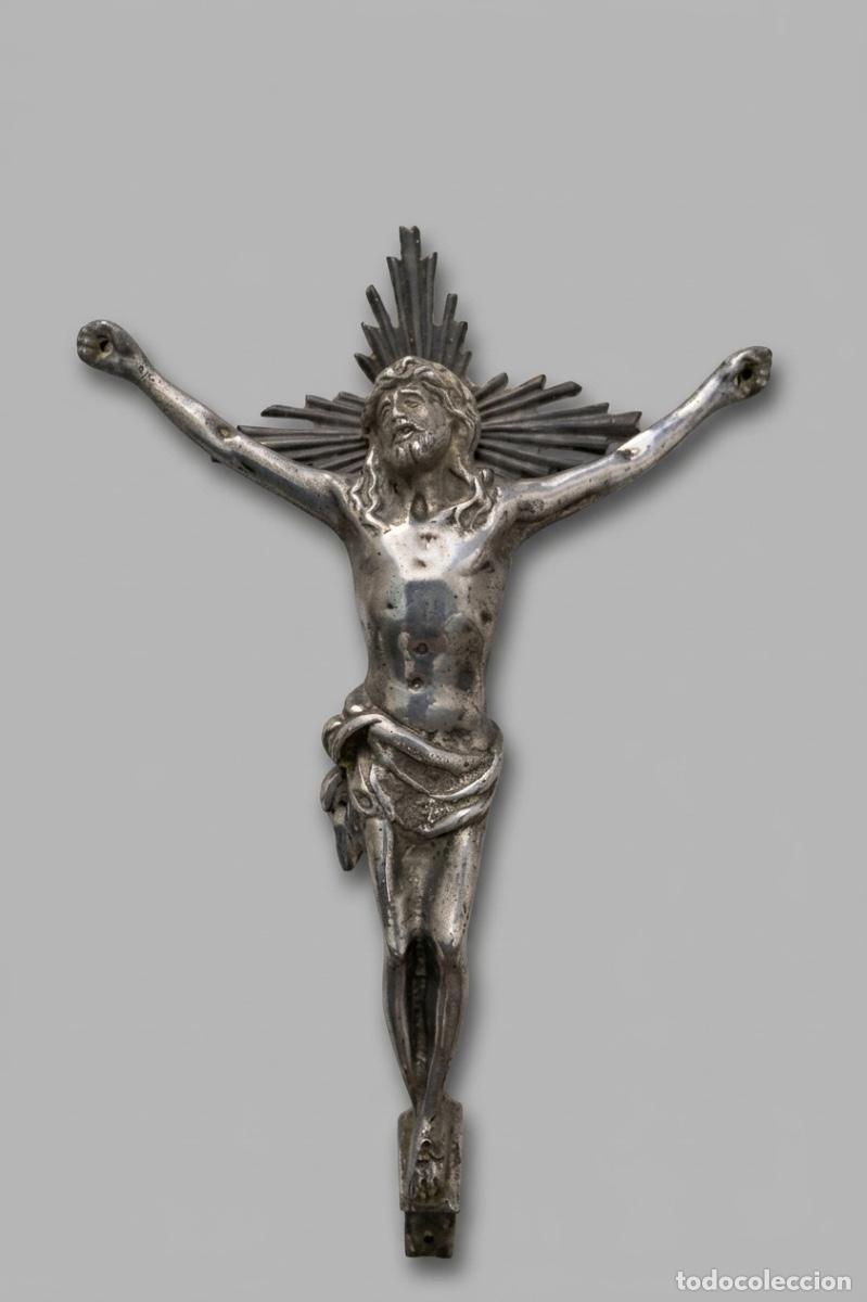 Antig&uuml;edades: Antiguo Cristo crucificado de metal primera mitad Siglo XX