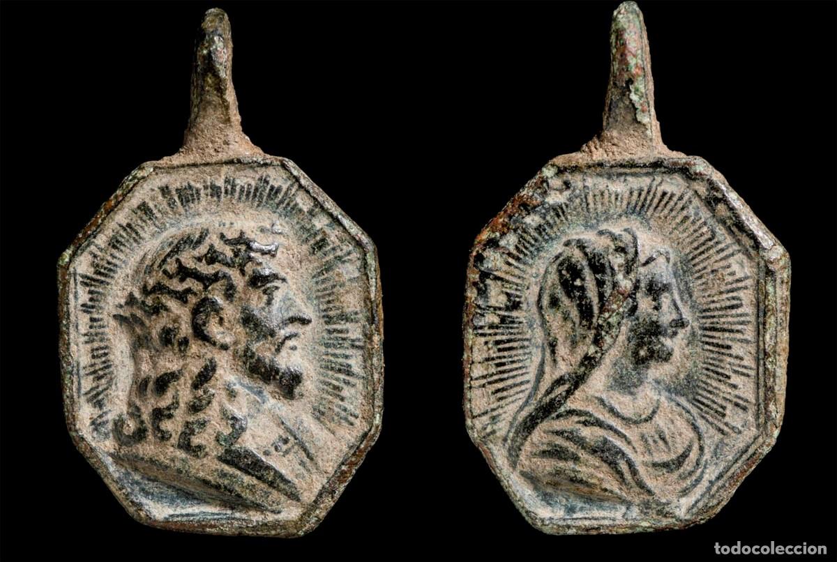 Antig&uuml;edades: Medal XVI-XVII centuries, Salvator Mundis / Mater Salvatoris - 21x15 mm.
