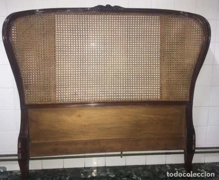 Antig&uuml;edades: Cabecero madera con rejilla. A&ntilde;os 20