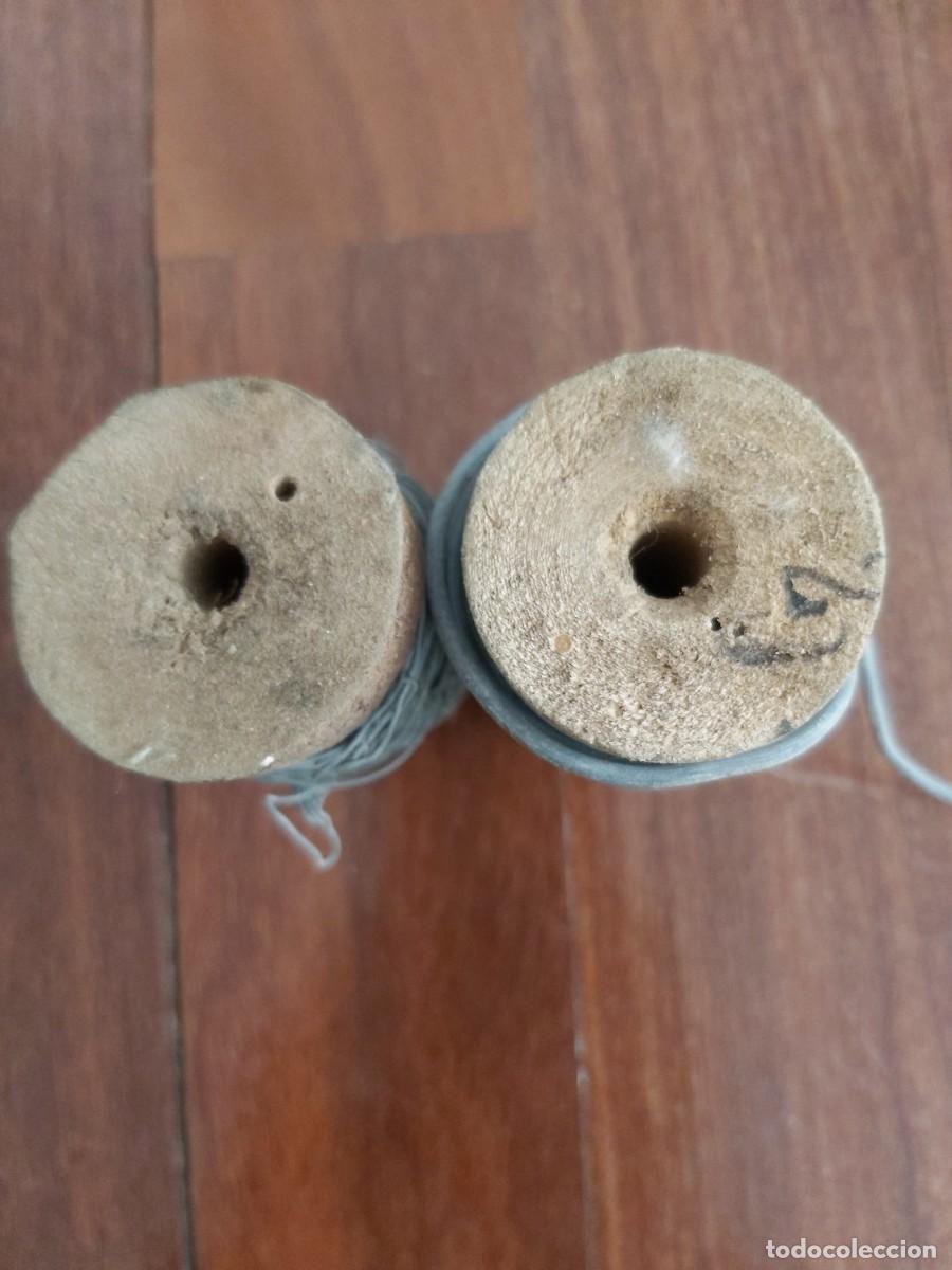 Antig&uuml;edades: Carretes de madera con alambre de plomo - Foto 4