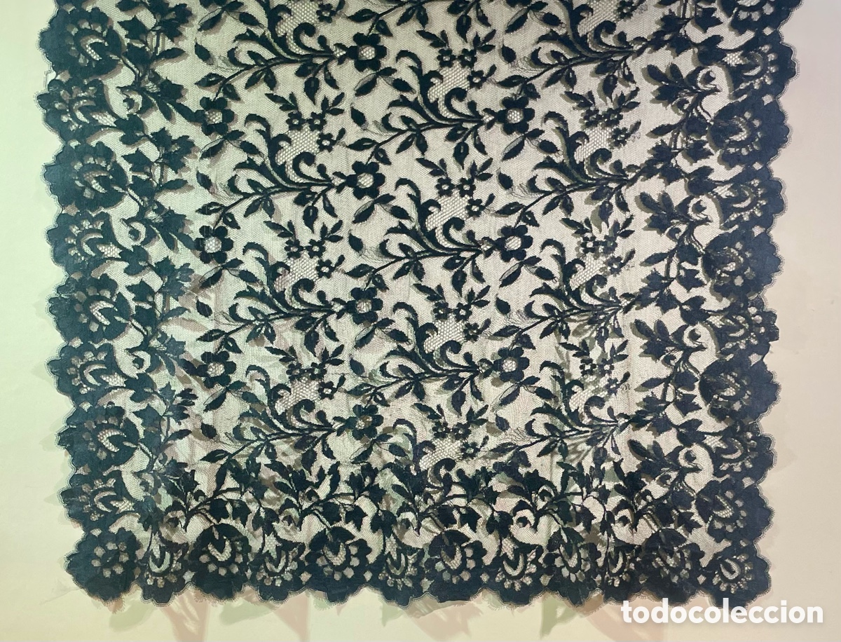 Antig&uuml;edades: Mantilla Negra Antigua - Foto 2