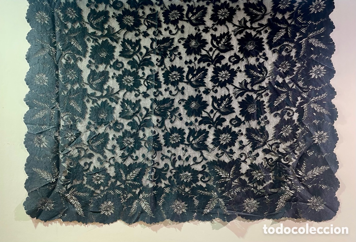 Antig&uuml;edades: Mantilla Negra Antigua - Foto 2