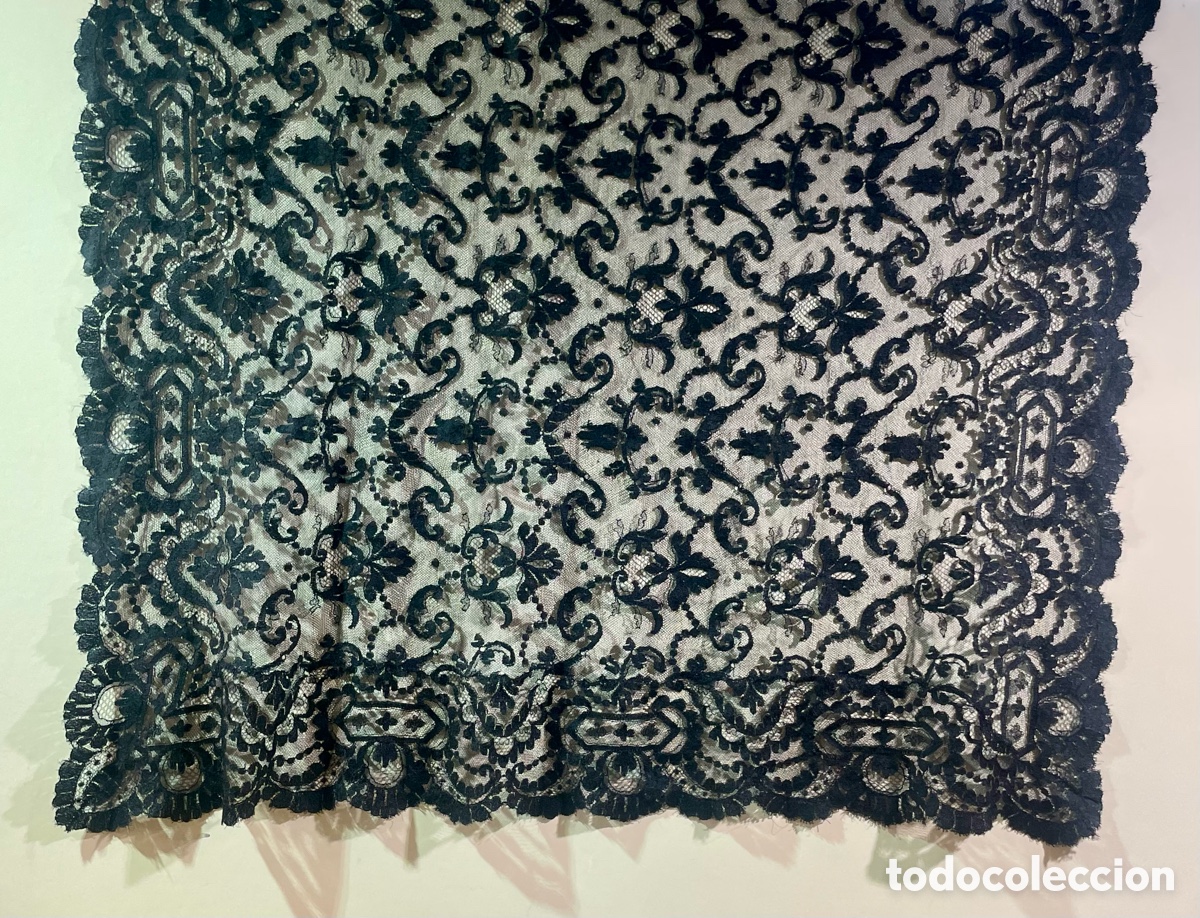 Antig&uuml;edades: Mantilla Negra Antigua - Foto 2