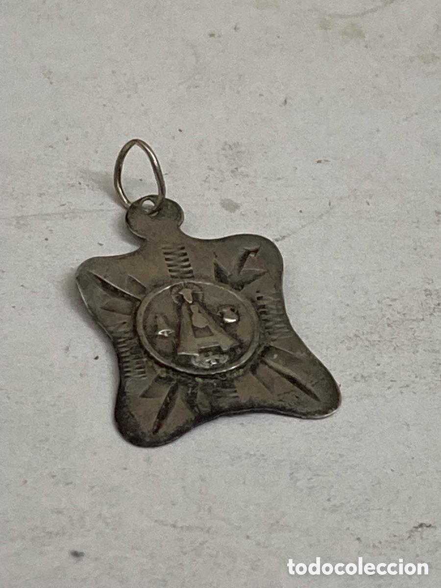 Antig&uuml;edades: Medalla de plata C657