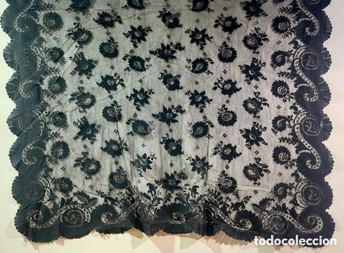 Antig&uuml;edades: Mantilla Antigua Negra - Foto 2