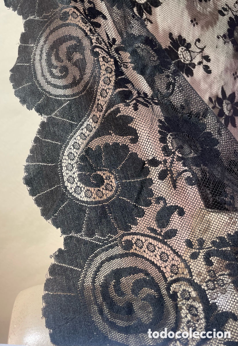 Antig&uuml;edades: Mantilla Antigua Negra - Foto 3