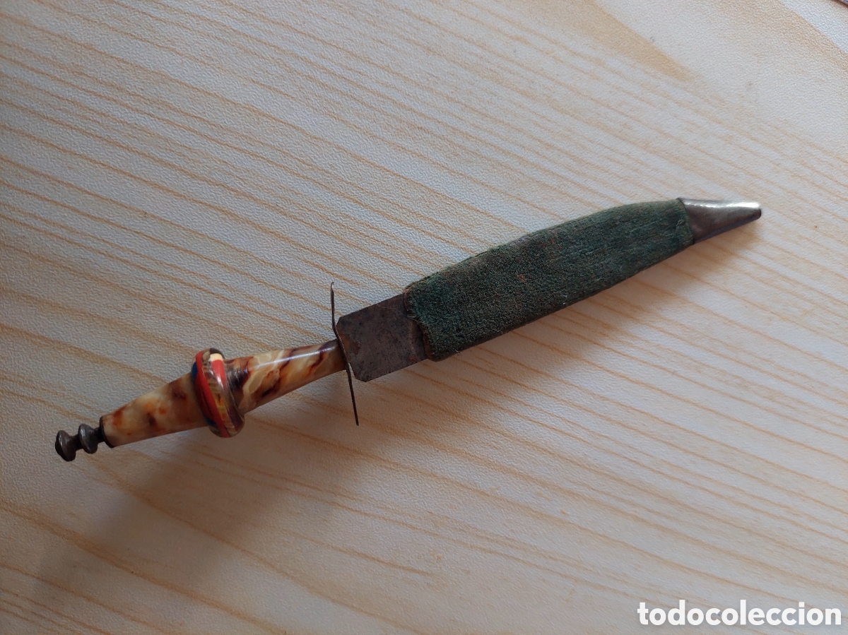 Antig&uuml;edades: Antiguo cuchillo miniatura de Albacete. Pochaque. Mango de celuloide con funda original, 1910-1920