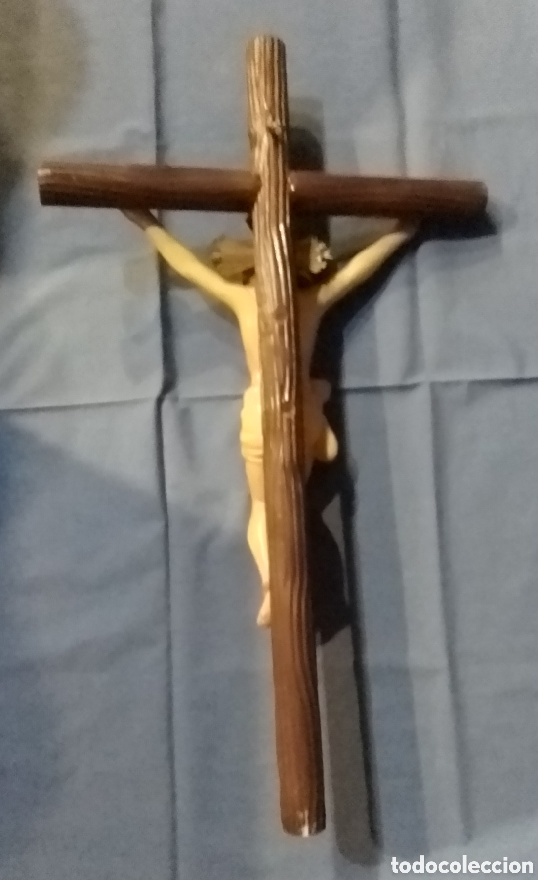 Antig&uuml;edades: Crucifijo de talla de madera - Foto 4