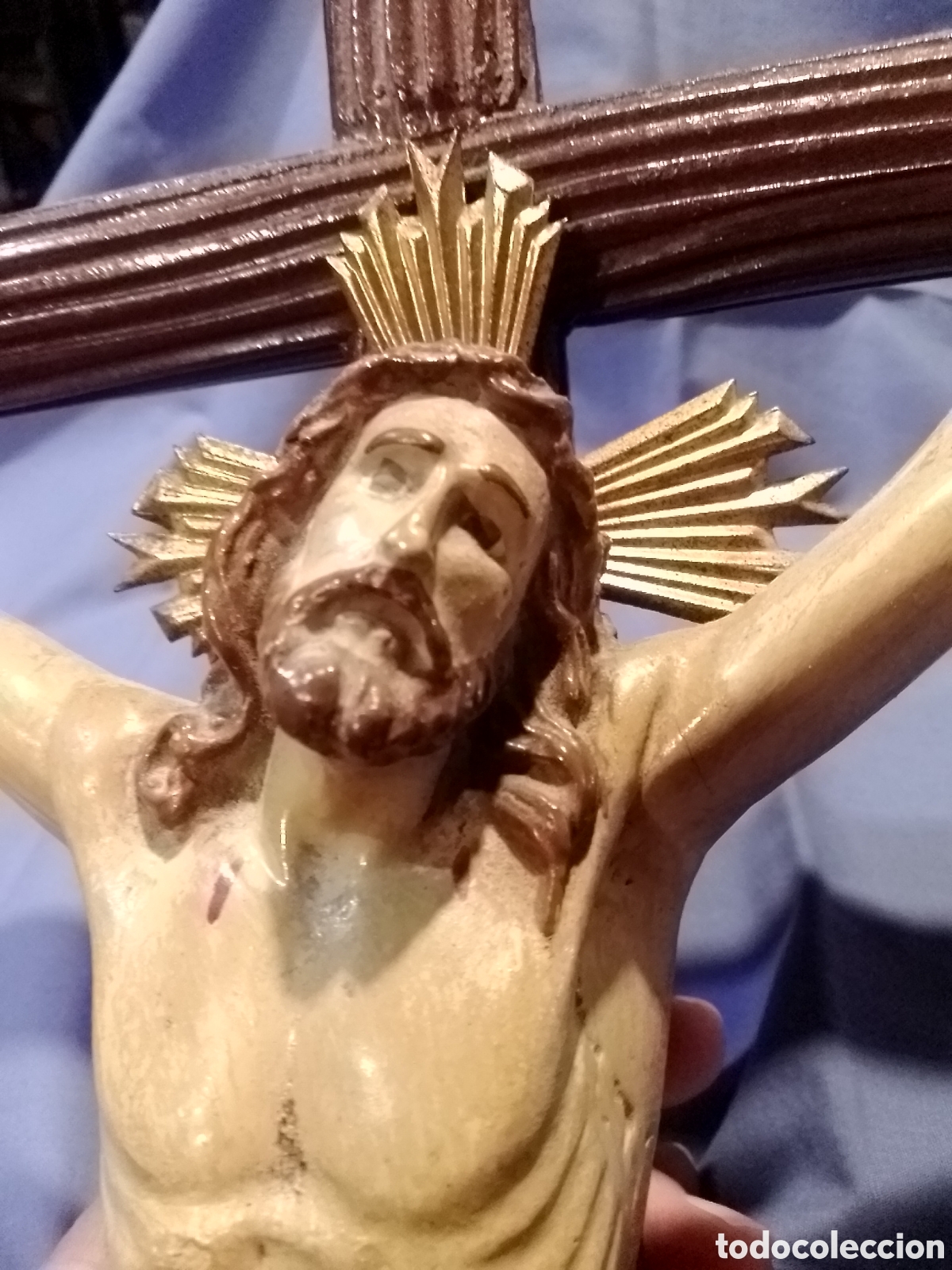Antig&uuml;edades: Crucifijo de talla de madera - Foto 5