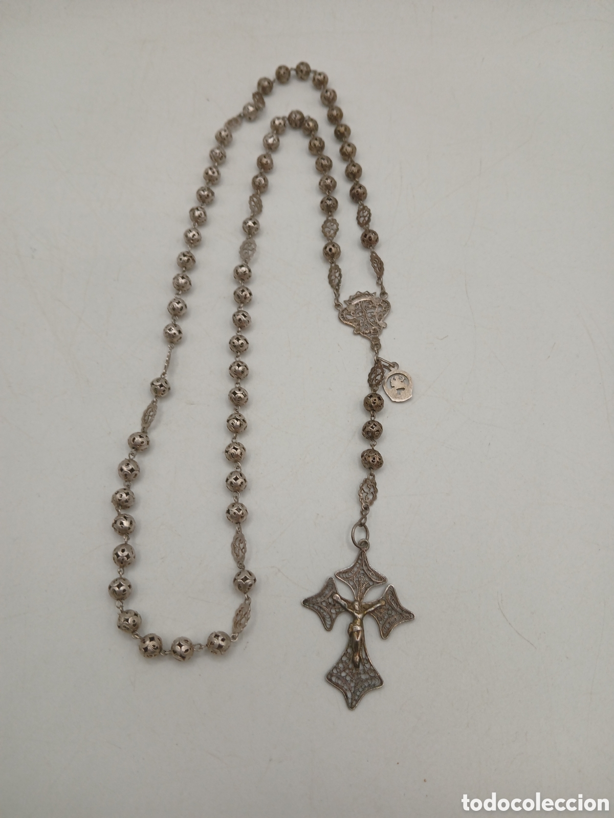Antig&uuml;edades: Rosario filigrana metal plateado