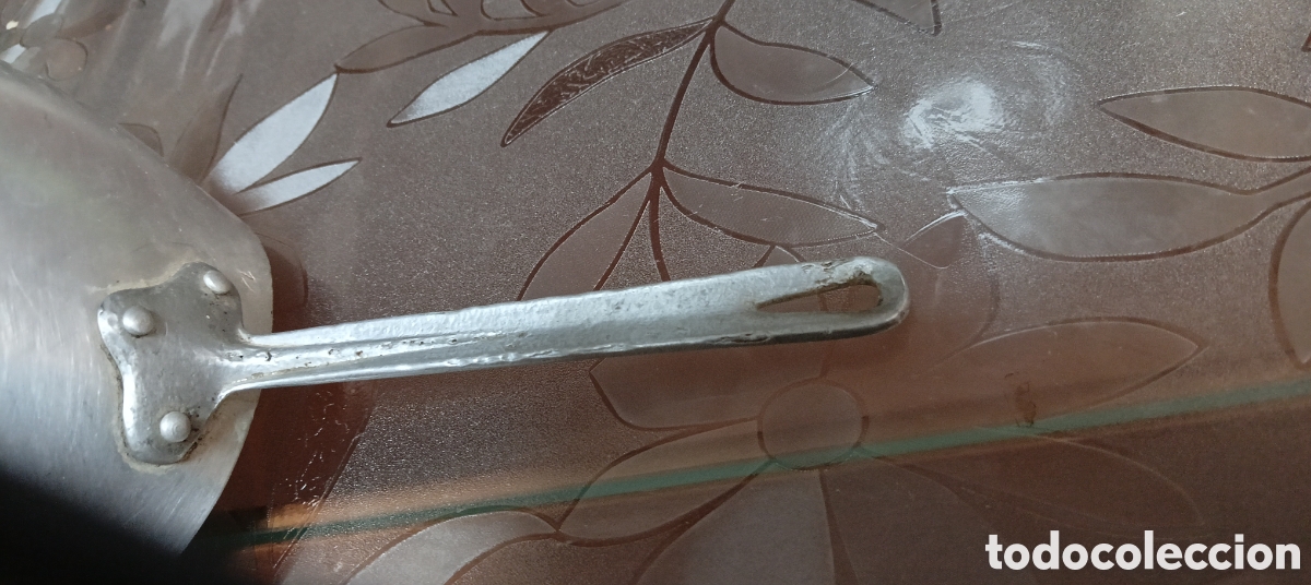 Antig&uuml;edades: Cazo de aluminio con mango - Foto 3
