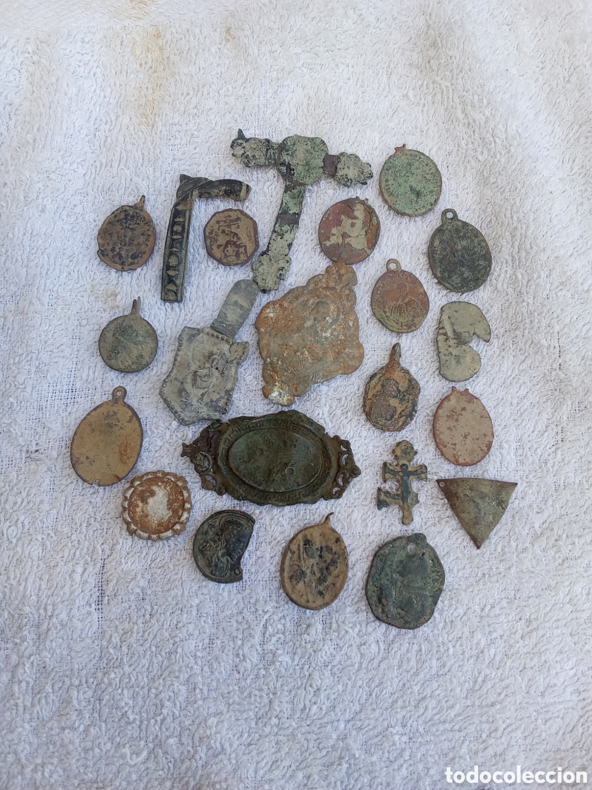 Antig&uuml;edades: LOTE DE MEDALLAS ANTIGUAS