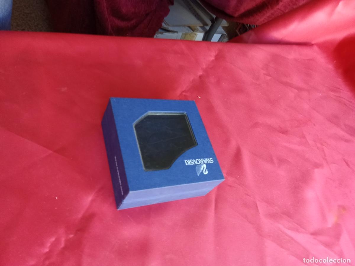 Antig&uuml;edades: Caja para cristal o joyas Swarovski. Vitrina 3