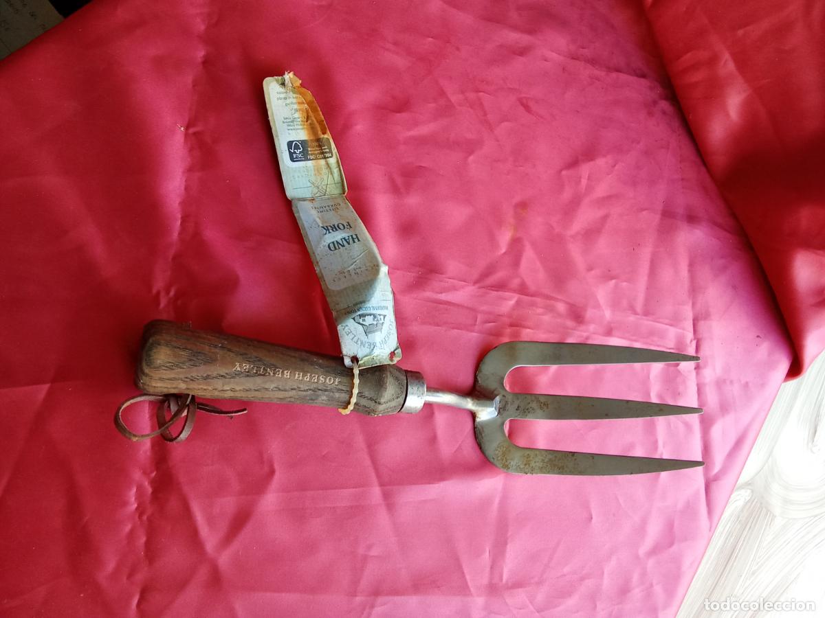 Antig&uuml;edades: Tenedor horca de mano para el huerto marca Joseph Bentley, ingl&eacute;s. Caja Alba&ntilde;il