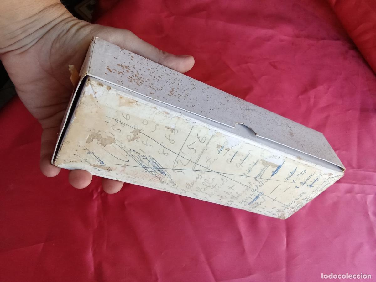 Antig&uuml;edades: Caja antigua hilo extra fuerte oso. Caja t&eacute;cnica