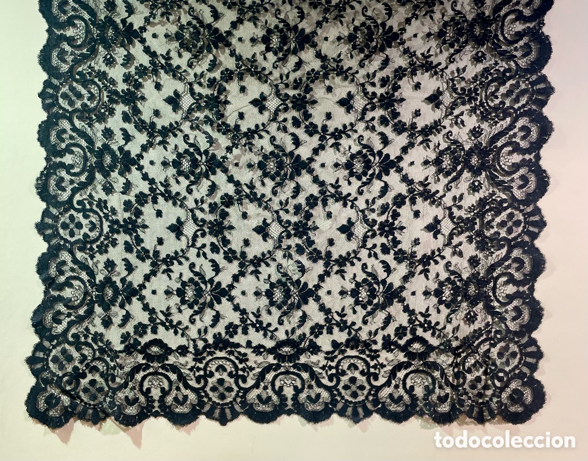 Antig&uuml;edades: Mantilla Antigua Negra - Foto 3