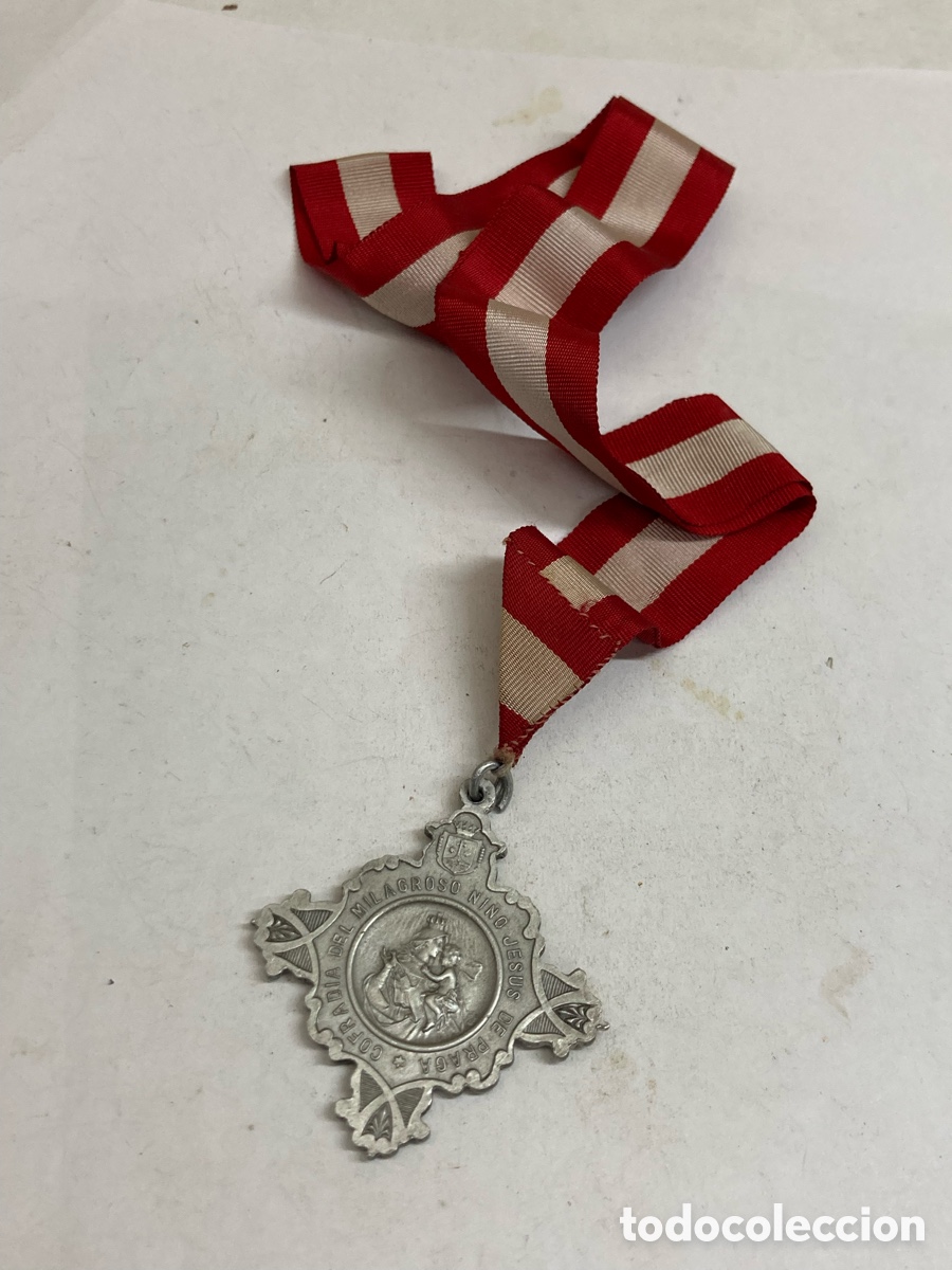 Antig&uuml;edades: Medalla religiosa metal