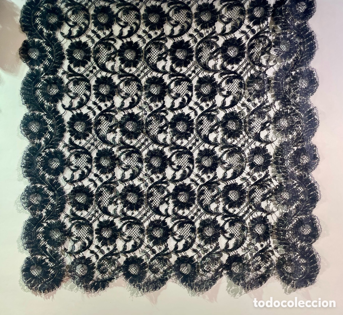 Antig&uuml;edades: Mantilla Negra Antigua - Foto 3