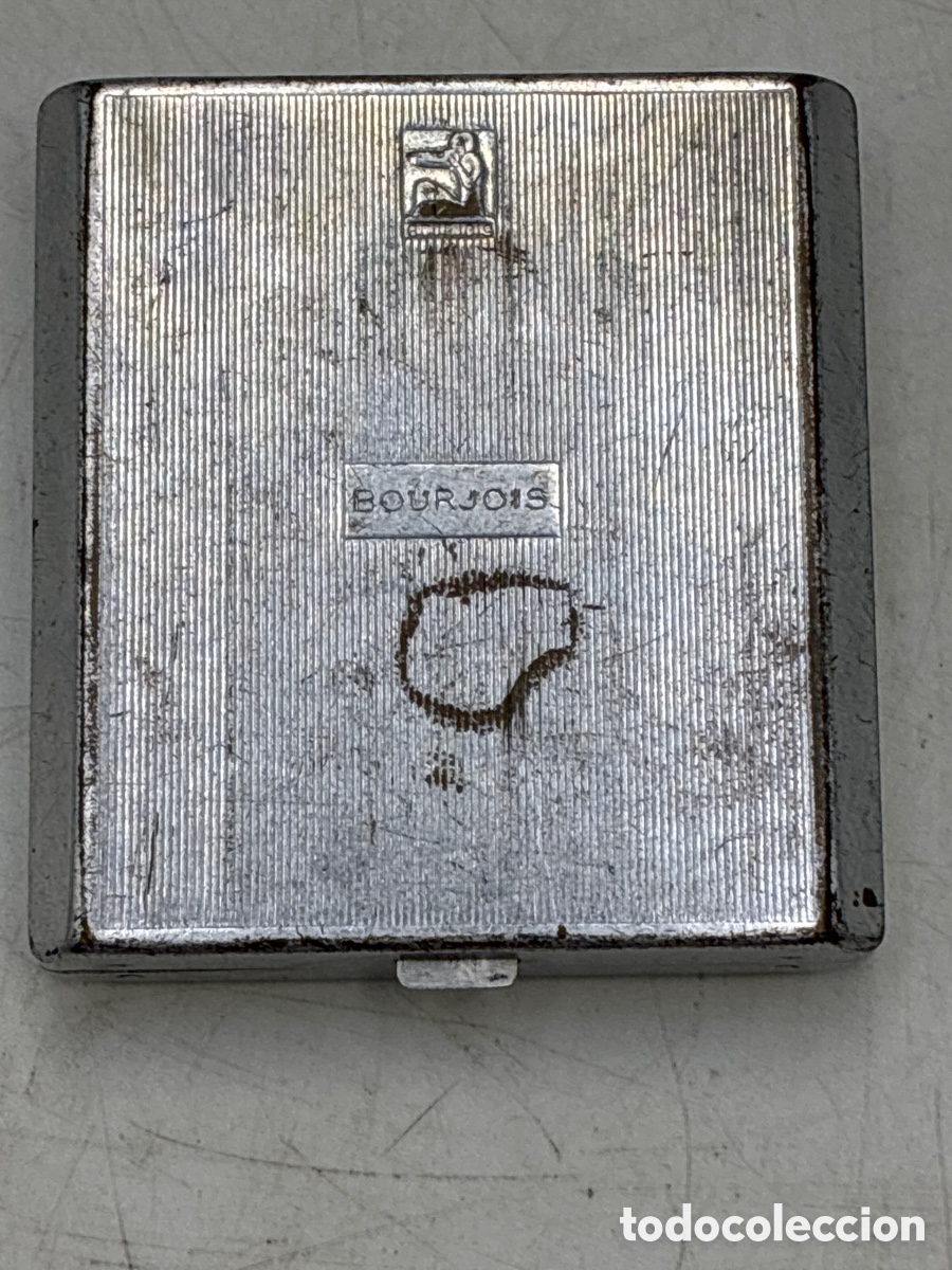 Antig&uuml;edades: Polvera Bourjouis. 2 compartimentos. - Foto 2
