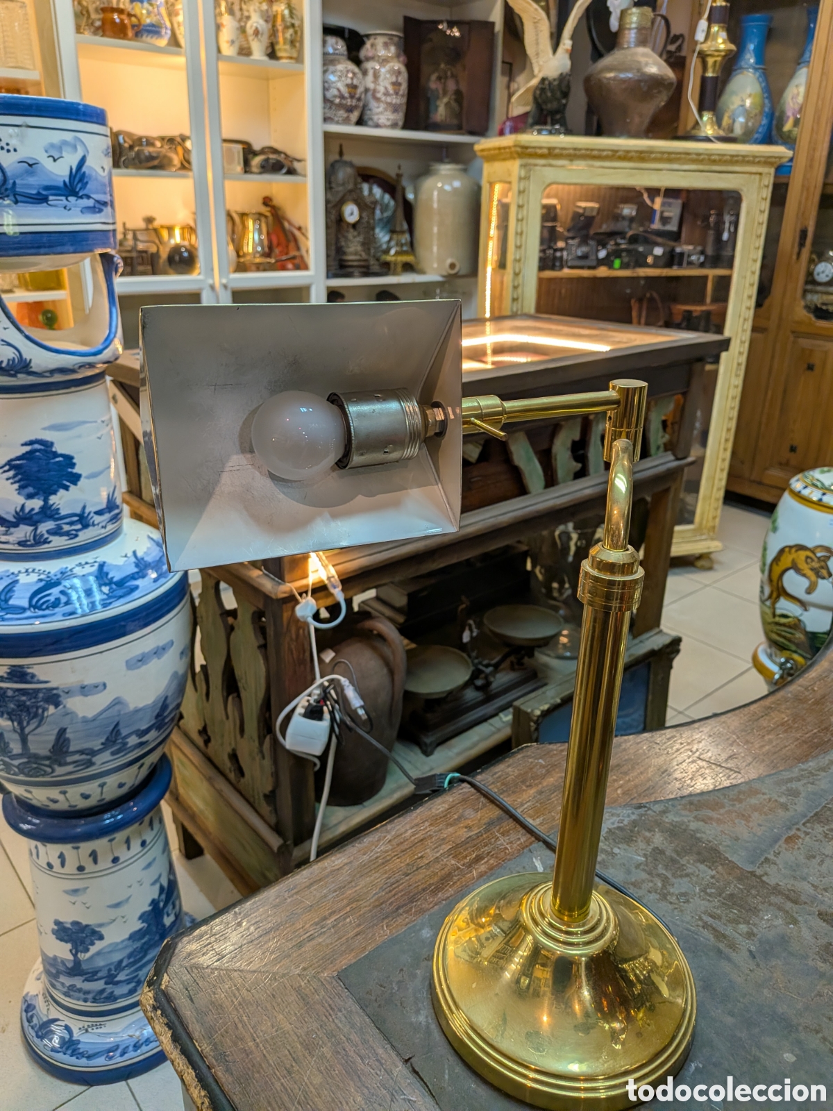 Antig&uuml;edades: Lampara de mesa o escritorio. REF-469/11 - Foto 3