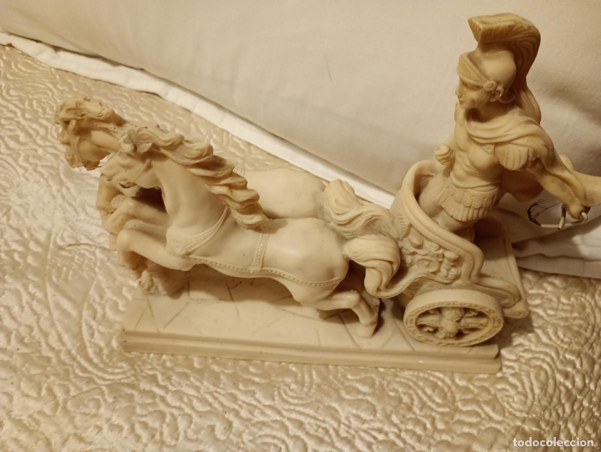 Antig&uuml;edades: FIGURA DE ADORNO PORCELANA