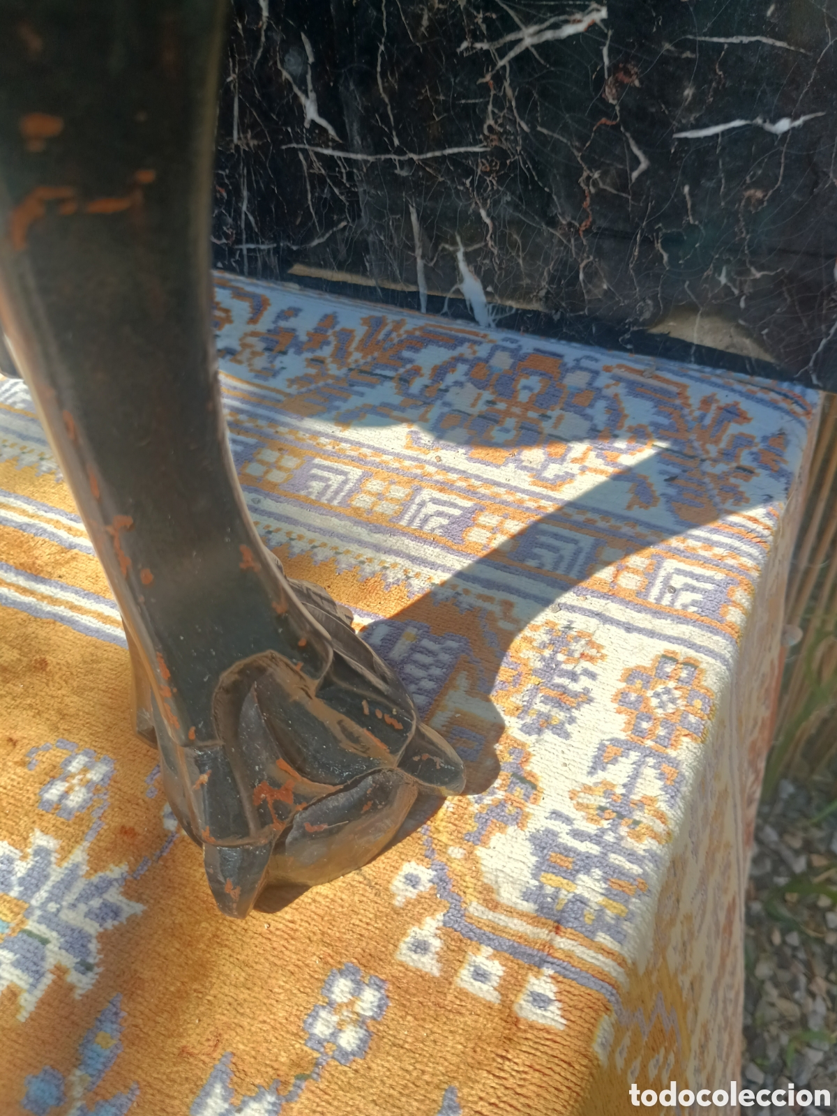 Antig&uuml;edades: Mesa pata le&oacute;n madera - Foto 4