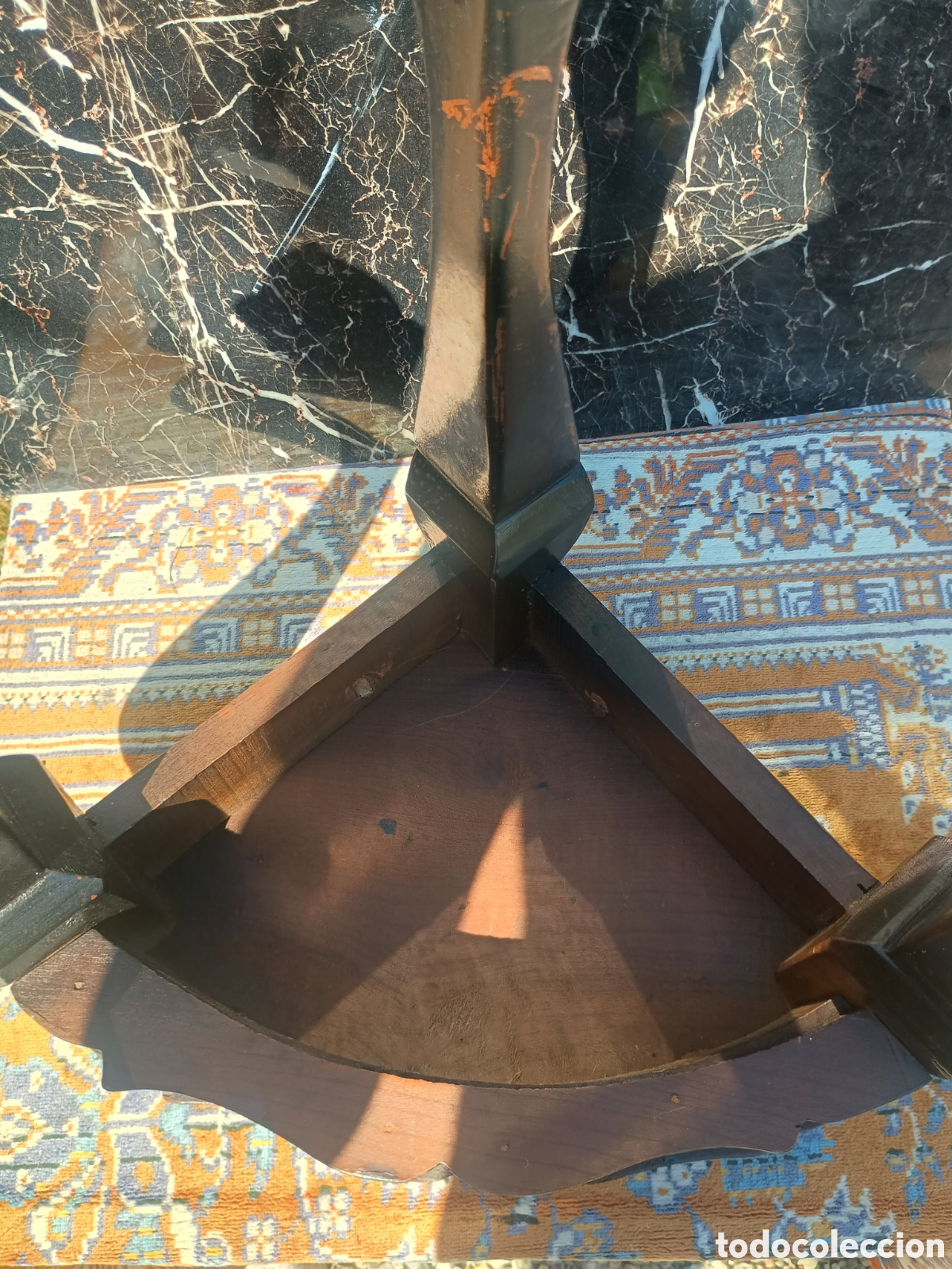 Antig&uuml;edades: Mesa pata le&oacute;n madera - Foto 9