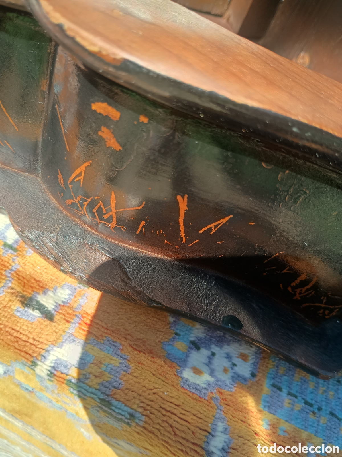 Antig&uuml;edades: Mesa pata le&oacute;n madera - Foto 13