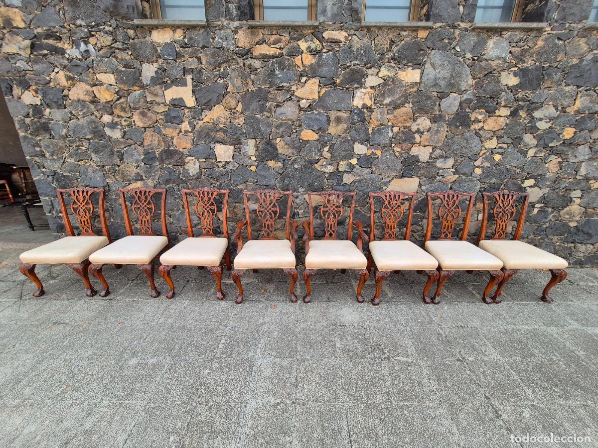 Antig&uuml;edades: Siller&iacute;a Compuesta por 6 Sillas y 2 Sillones Estilo Chippendale - Madera de Caoba