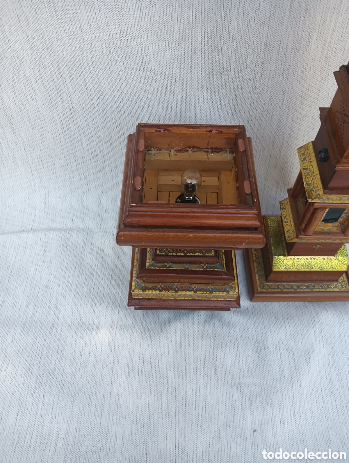 Antig&uuml;edades: Tabern&aacute;culo port&aacute;til de madera - Foto 7