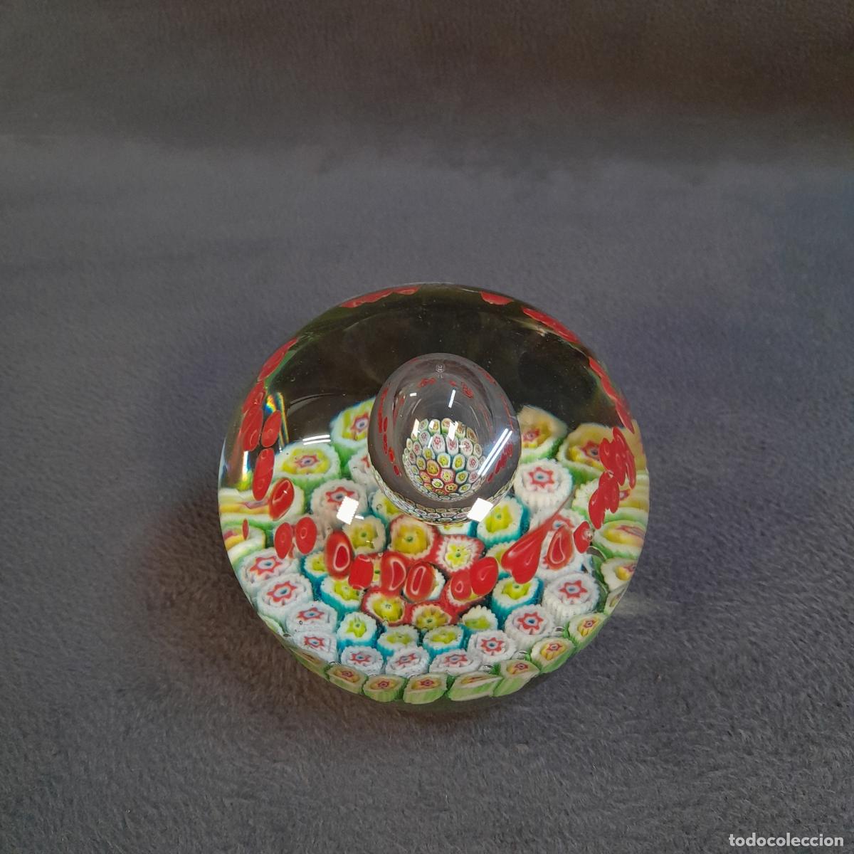 Antiquit&auml;ten: PISAPAPELES DE CRISTAL ART&Iacute;STICO CON T&Eacute;CNICA DE MURRINE. SIGLO XX.