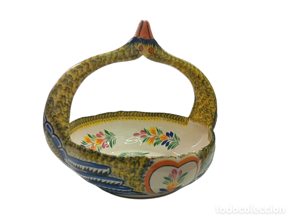 Antig&uuml;edades: CESTA DE BODA EN LOZA DE Henriot Quimper Modelo Cisnes F.154 BRETA&Ntilde;A Corbeille de Mariage 1950