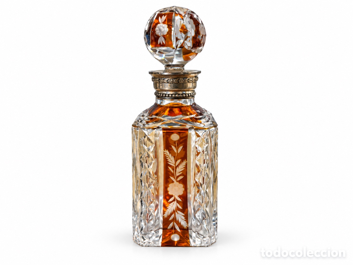 Antig&uuml;edades: Licorera Amber Bohemia con cuello en plata de ley Checoslovaquia 1960&rsquo;s