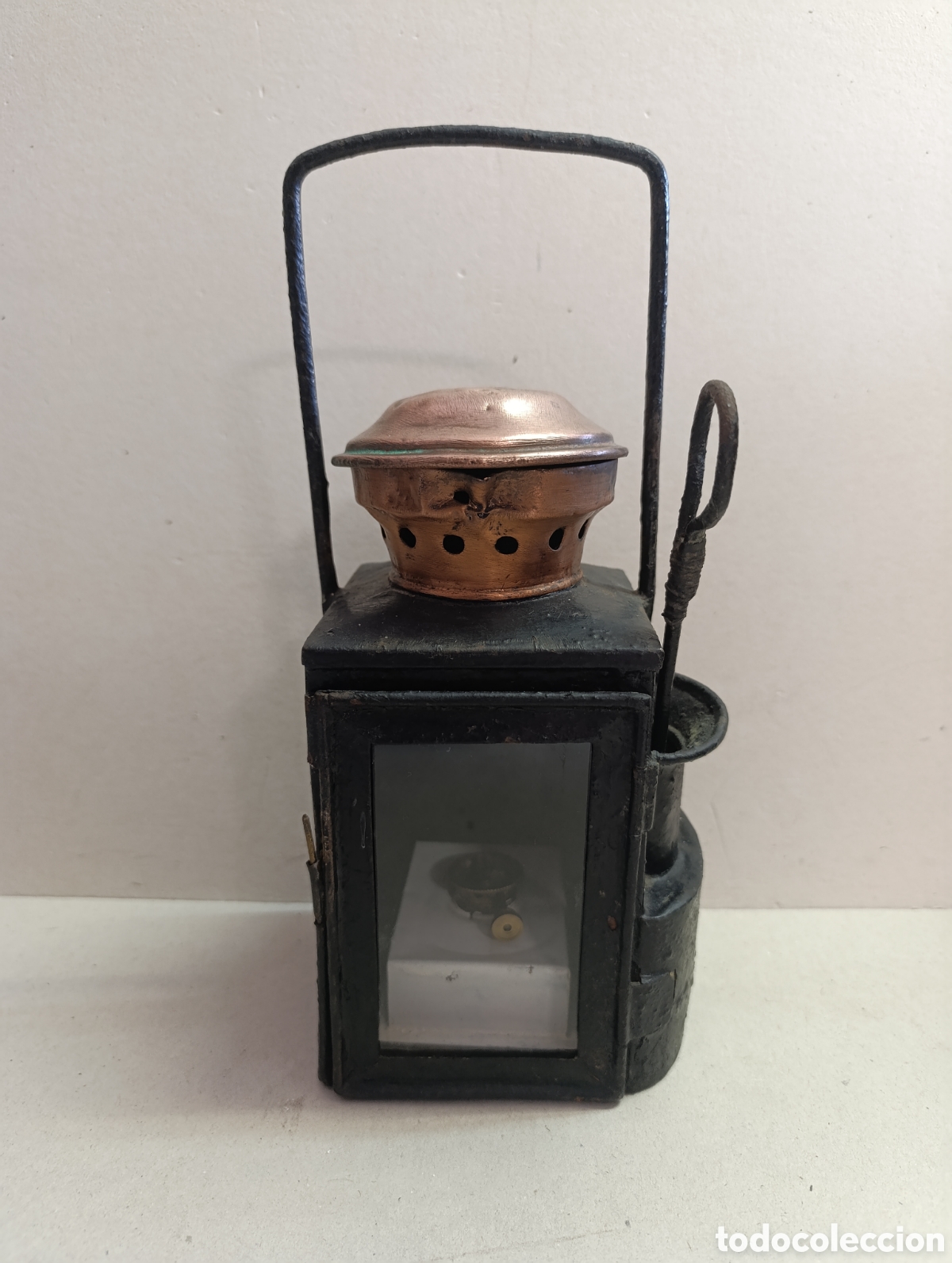 Antig&uuml;edades: FAROL FERROVIARIO, DE RENFE, ANTIGUO. EN METAL Y COBRE.