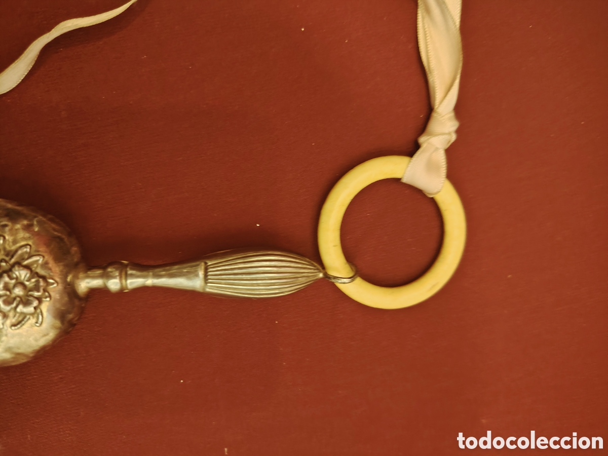 Antig&uuml;edades: Antiguo sonajero de plata - Foto 3