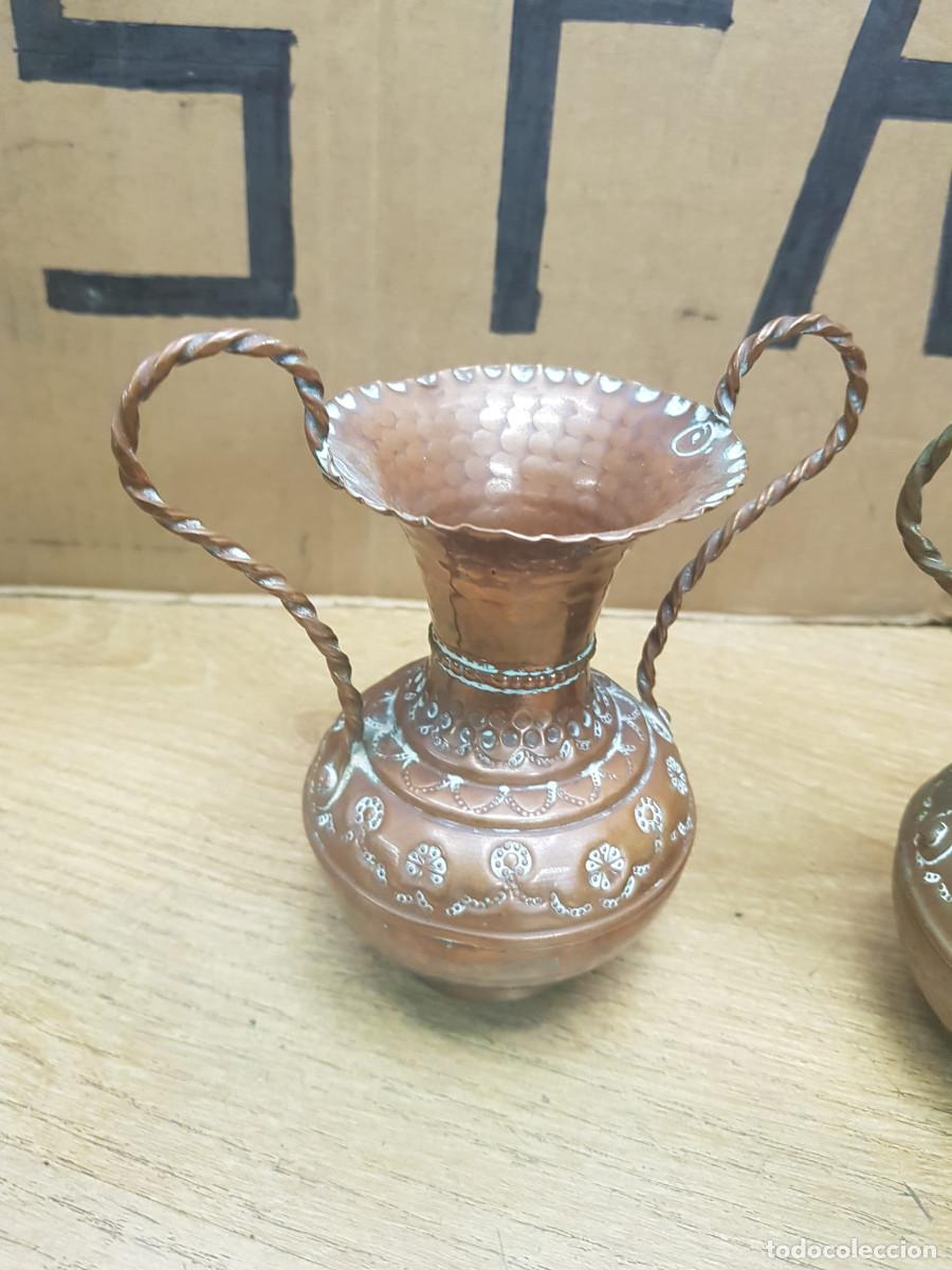 Antig&uuml;edades: TRIO DE FLOREROS DE COBRE - Foto 3