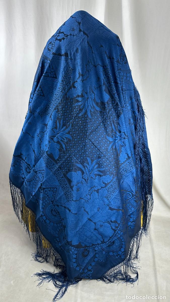 Antig&uuml;edades: Mant&oacute;n azul adamascado - Foto 9