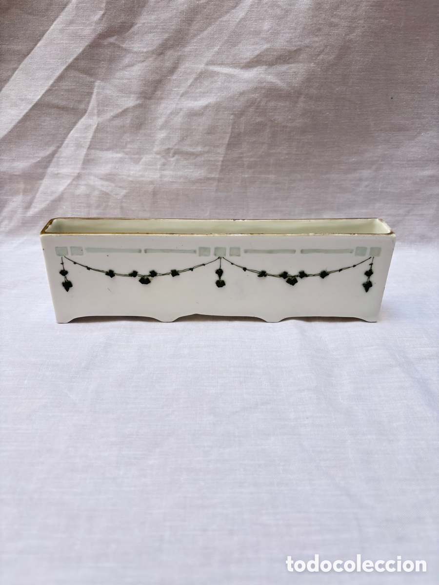 Antig&uuml;edades: Jarroncito de porcelana Artdeco