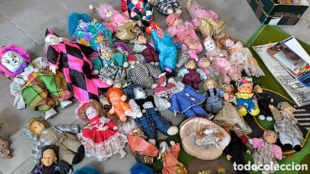 Antig&uuml;edades: Lote 40 munecas porcelana