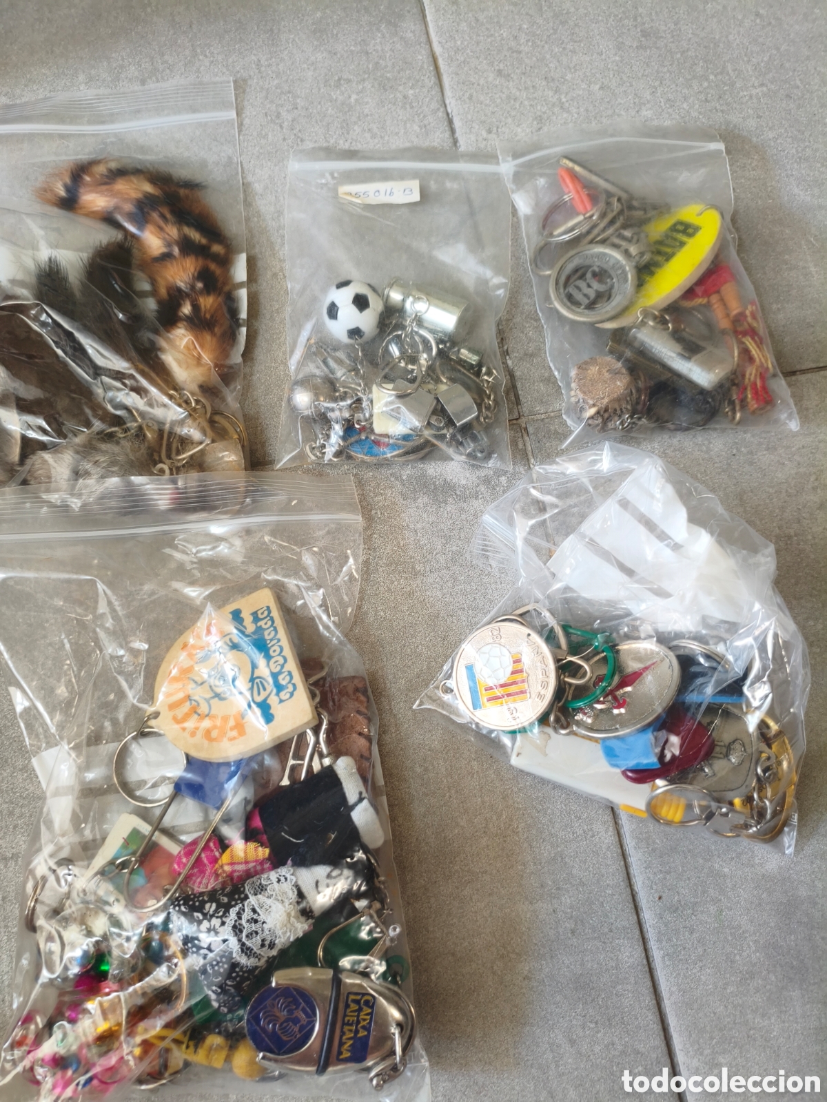 Antig&uuml;edades: Lote llaveros antiguos