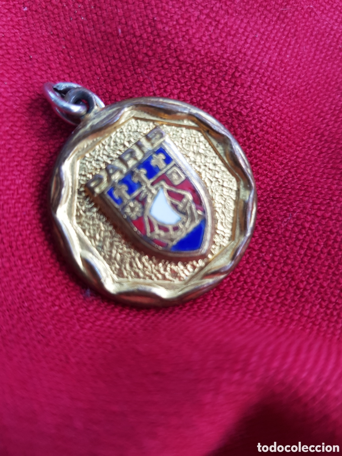Antig&uuml;edades: ANTIGUA MEDALLA ESMALTADA DE PARIS A&Ntilde;OS 60